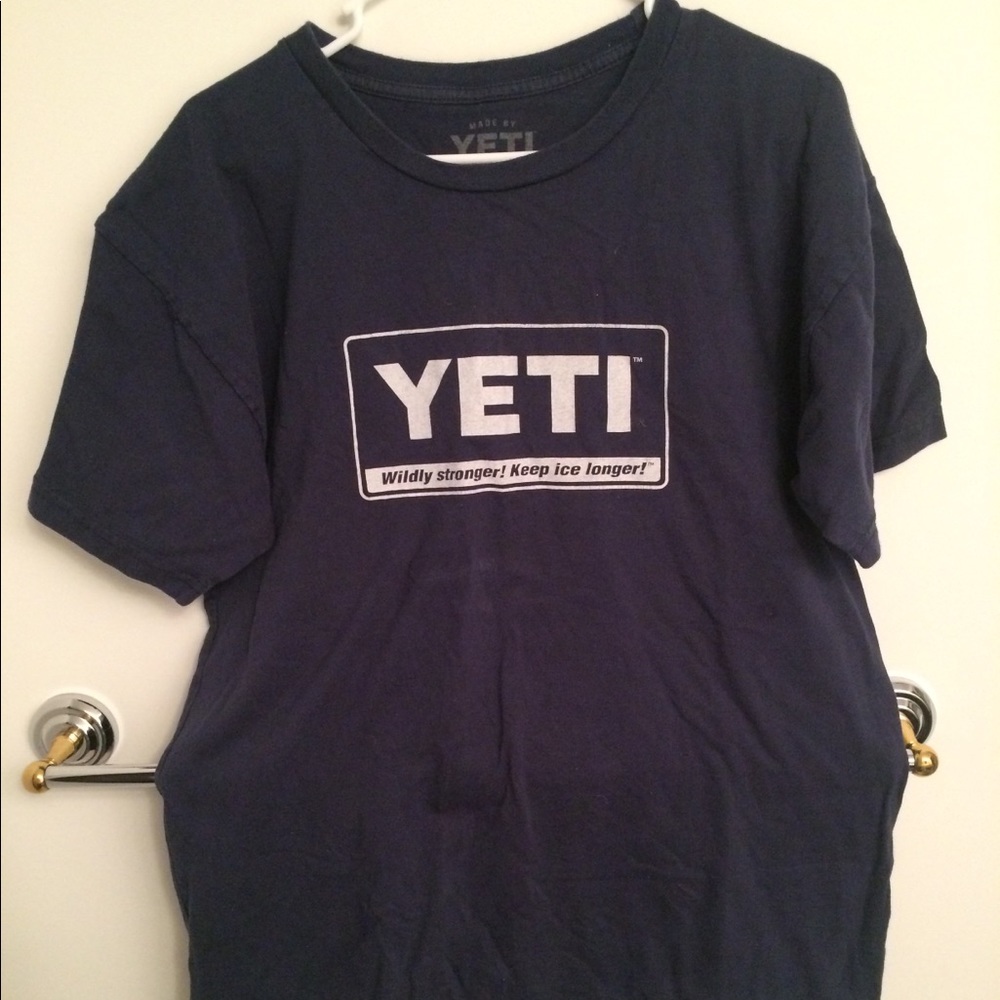 Large yeti tee shirt